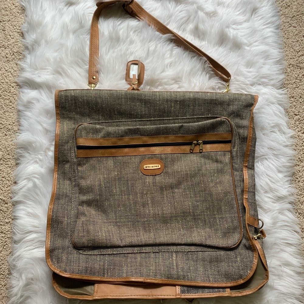 Saks Fifth Avenue Presidential Garmet Bag